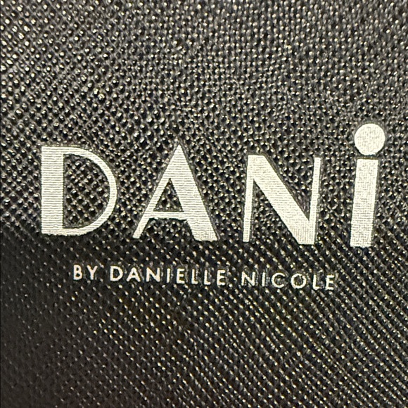 DANI BY DANIELLE NICOLE Mouse Black and Red Crossbody Bag faux leather - Picture 2 of 9